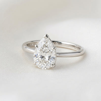 Aura Pear-Cut Diamond Ring media 2